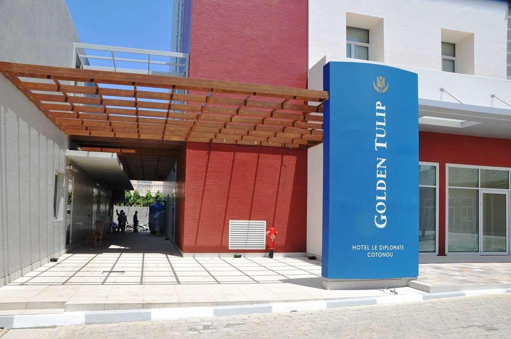 Golden Tulip Le Diplomate Hotell Cotonou Exteriör bild