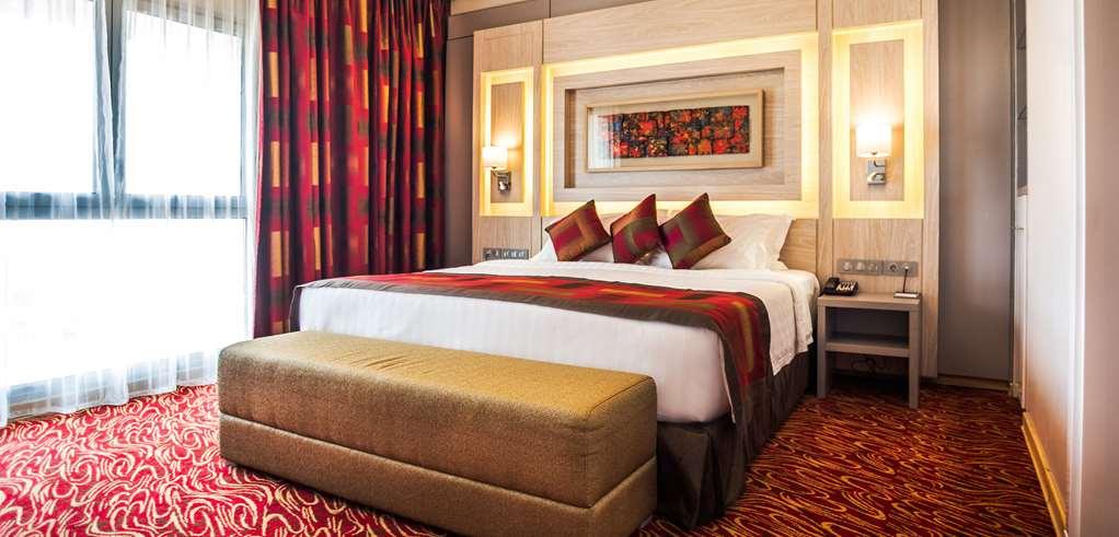 Golden Tulip Le Diplomate Hotell Cotonou Rum bild