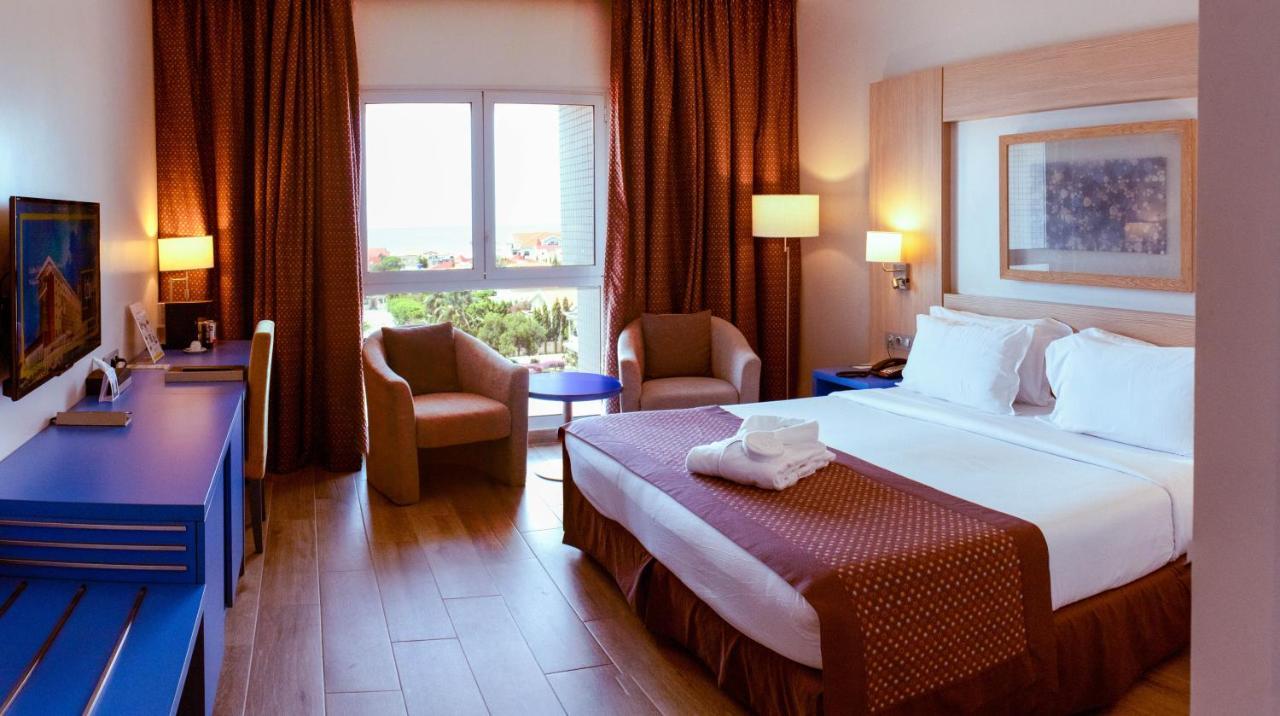 Golden Tulip Le Diplomate Hotell Cotonou Exteriör bild