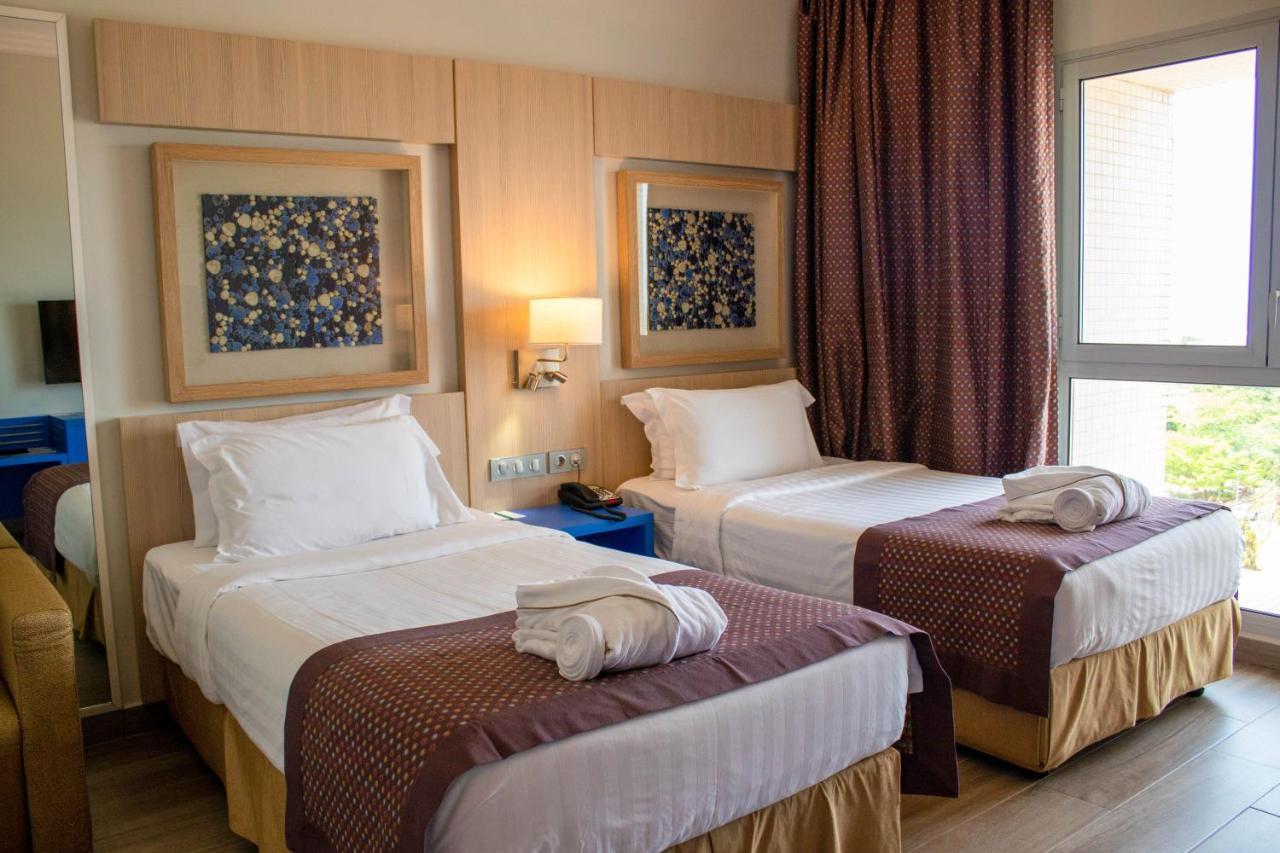Golden Tulip Le Diplomate Hotell Cotonou Exteriör bild