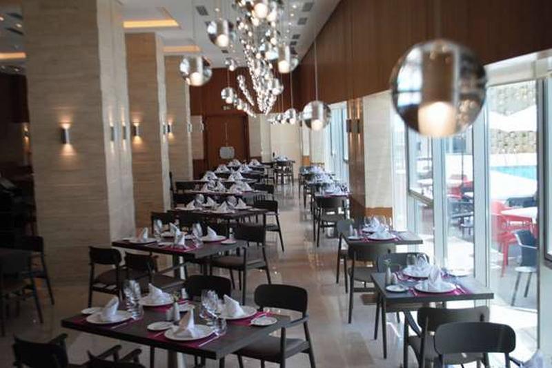 Golden Tulip Le Diplomate Hotell Cotonou Exteriör bild