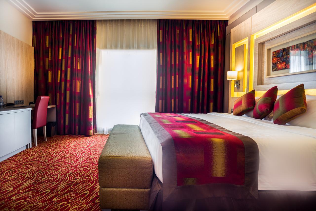 Golden Tulip Le Diplomate Hotell Cotonou Exteriör bild
